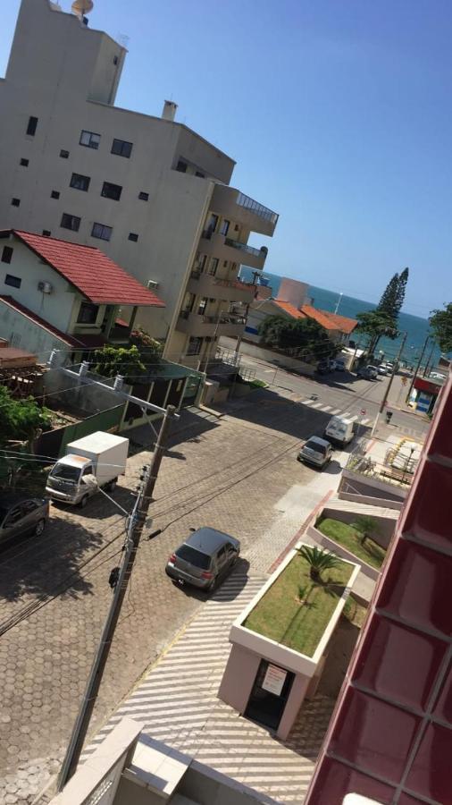 Apartamento 3 Quartos 8 Pessoas A 50 Mts Da Praia De Bombas, A 100M Da Passarela Do Ribeiro บอมบินญัส ภายนอก รูปภาพ